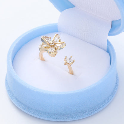 Women's Cubic Zirconia Spinning Flower Gold Ring